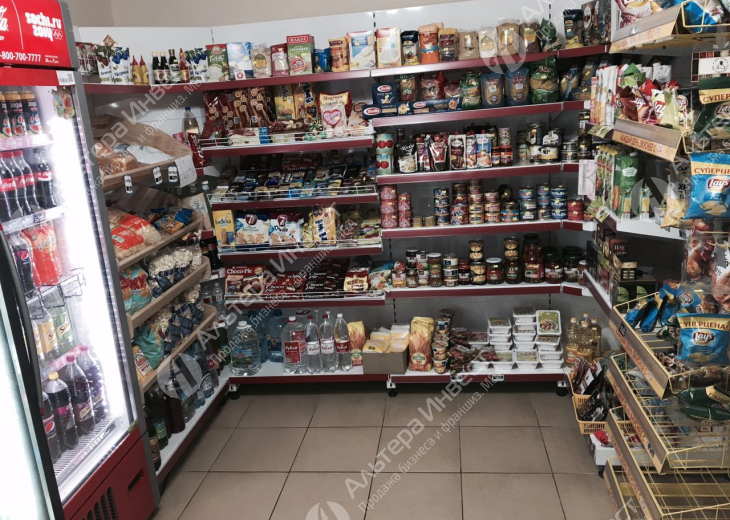 Продуктовый магазин в жилом доме Фото - 2