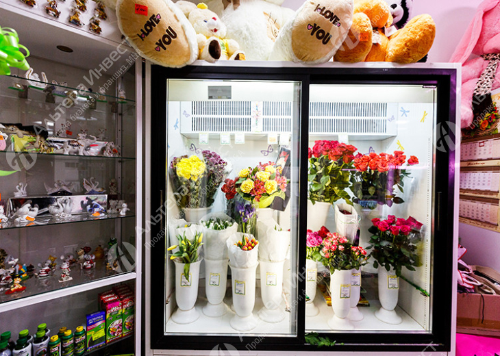 Цветочный магазин с доставкой, 5 лет работы Фото - 1