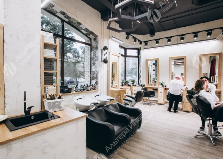 Студия ногтевого сервиса и парикмахерских услуг в крупном доме бизнес-класса рядом с м. Фрунзенская Фото - 1