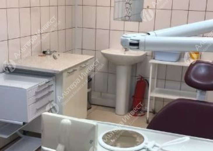 Клиника с 3 стоматологическими кабинетами и косметологией Фото - 3