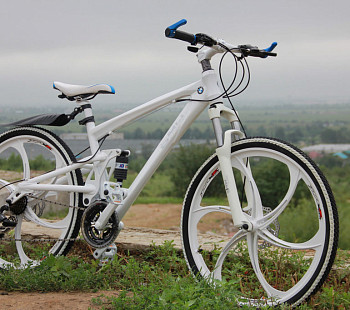 Оптовая продажа велосипедов. Чистая прибыль - 1,5 млн. за апрель.