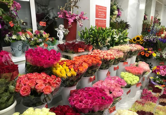 Цветочный магазин рядом с метро Строгино Фото - 1