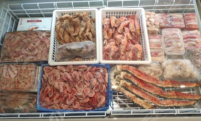 Точка морских деликатесов на рынке Фото - 2