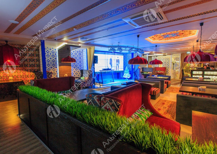 Лаундж бар с уникальным интерьером Фото - 1