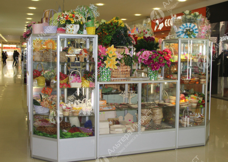 Торговая точка по продаже цветов  в торговом центре Фото - 1