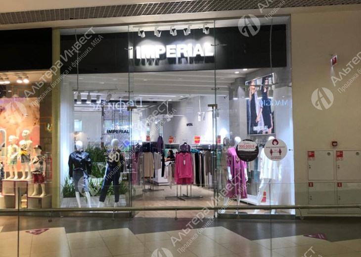 Магазин монобрендовой итальянской одежды в крупнейшем торговом центре  Фото - 4