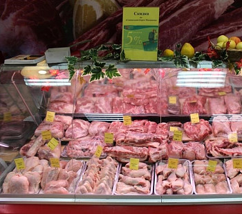 Магазин мясной продукции в популярном торговом комплексе
