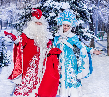 Бизнес идея: Дед Мороз и Снегурочка — сезонный бизнес без вложений