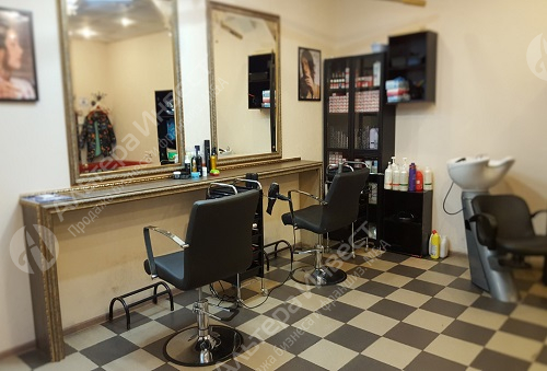 Салон красоты – парикмахерская в 300 метрах от Невского проспекта Фото - 1