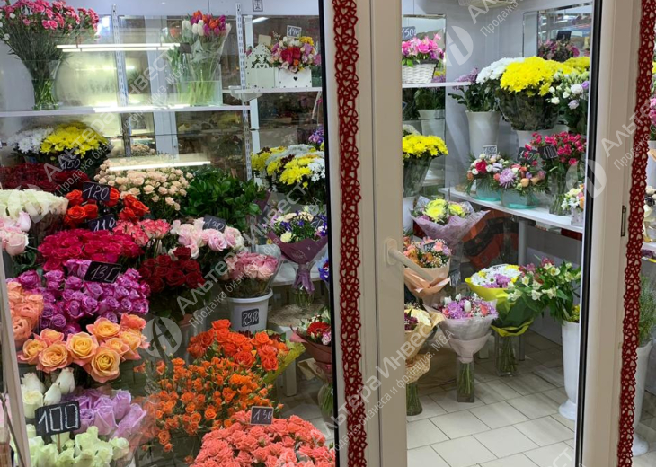 Магазин цветов у метро юго-западная  Фото - 1