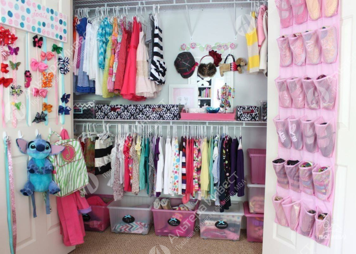 Магазин по продаже одежды и бижутерии для девочек. Фото - 2