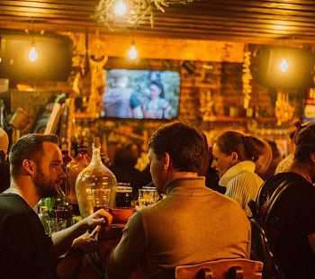 Продается бар в центре Москвы в крупном ТЦ на территории фудхолла
