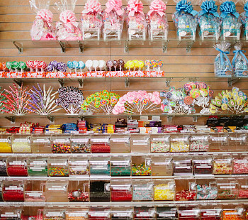 Магазин сладостей в ТРЦ 