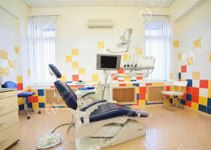 Стоматологическая клиника на 3 кабинета с бессрочными лицензиями Фото - 2