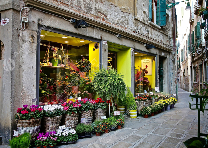 Цветочный магазин с удачной локацией Фото - 1