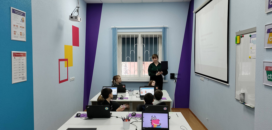 Франшиза Учи.ру — сеть детских центров по программированию, математике и английскому языку Фото - 11