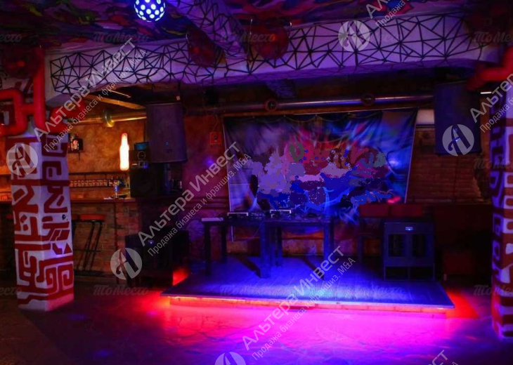 Популярный бар, ночной клуб Фото - 1