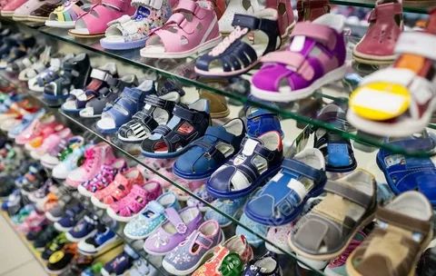 Магазин детской обуви в крупном ТЦ Москвы. Фото - 1