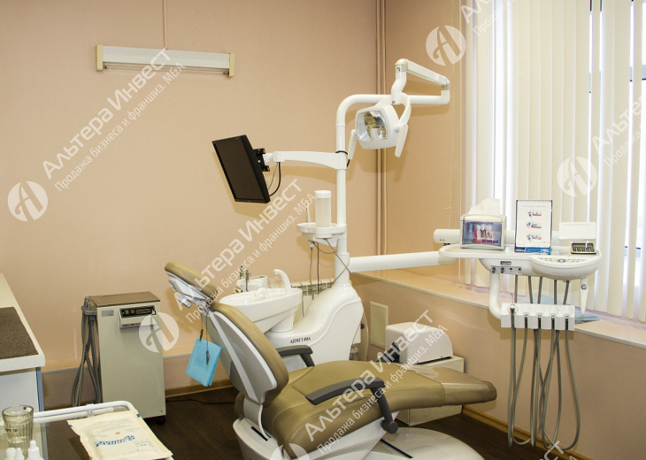 Стоматологическая клиника. Работает с 1989 года Фото - 1