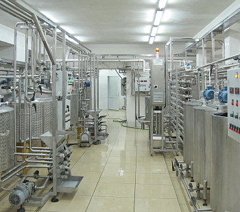 Молочный завод со сбытом в федеральных сетях
