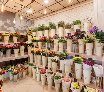 Сеть автономных цветочных магазинов 