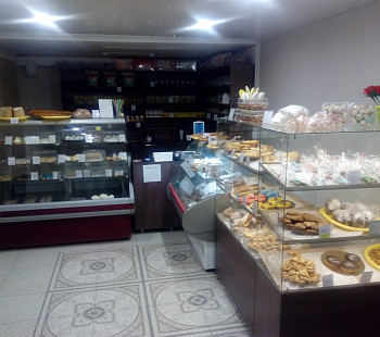 Пекарня-кондитерская в густонаселенном районе