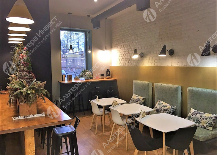 Кафе-кондитерская в центре города с дизайнерским ремонтом Фото - 3