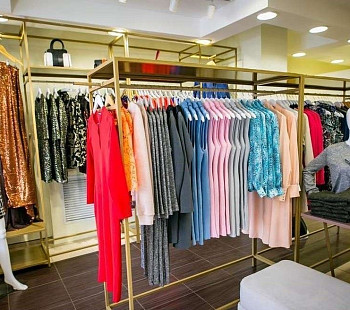 Популярный магазин женской одежды