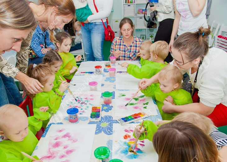 Детский центр возле м. Чернышевская. 15 лет на рынке Фото - 1