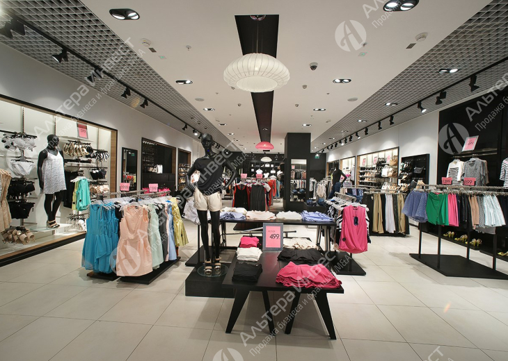 Магазин женской одежды в ТЦ Фото - 1