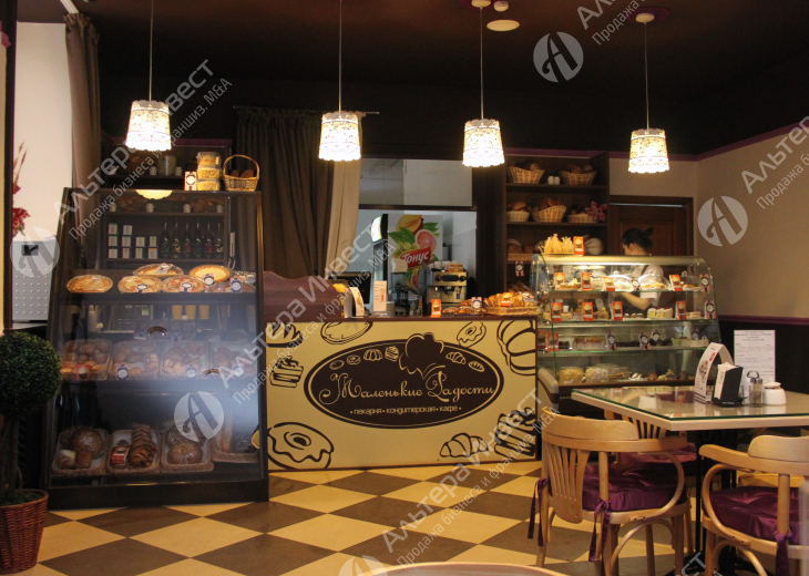 Уютное кафе и пекарня полного цикла в центре города. Фото - 1