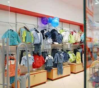 Сеть магазинов детской одежды и оптовая база 