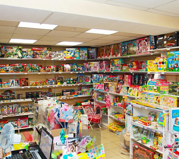 Магазин игрушек  в ТК на юге города. 2 года работы