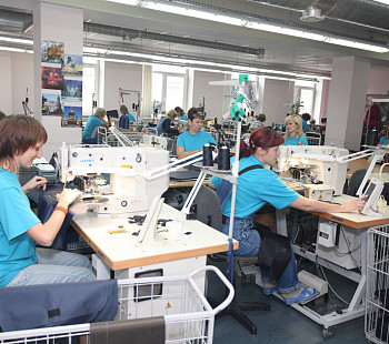 Швейное производство женской одежды с сетью магазинов