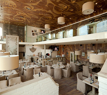 Ресторан в центре Москвы с дизайнерским ремонтом/Более 400 кв.м