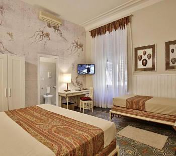 Мини-отель в центре Санкт-Петербурга на 5 номеров с СУ