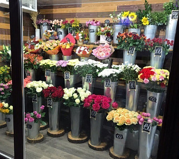 Цветочный магазин в Кировском районе