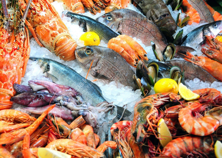 Сеть из четырех корнеров морской кухни на популярных гастрономических рынках Москвы Фото - 1