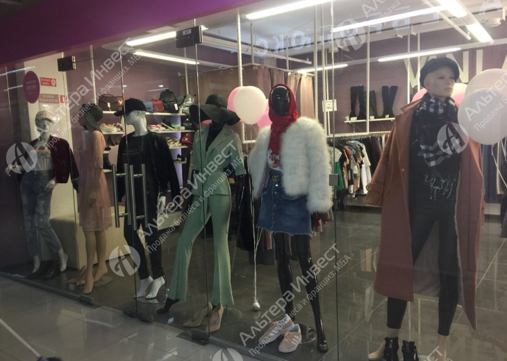  Магазине женской одежды в ТЦ Тюмени Фото - 1